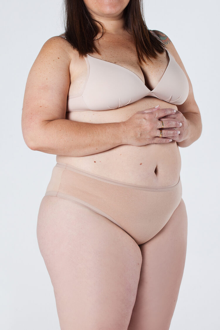 CALCINHA TANGÃO EM COTTON PLUS SIZE